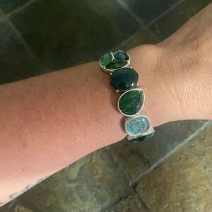 Green Multi-Stone Silver Stretch Bracelet - Elegant Women's Jewelry
